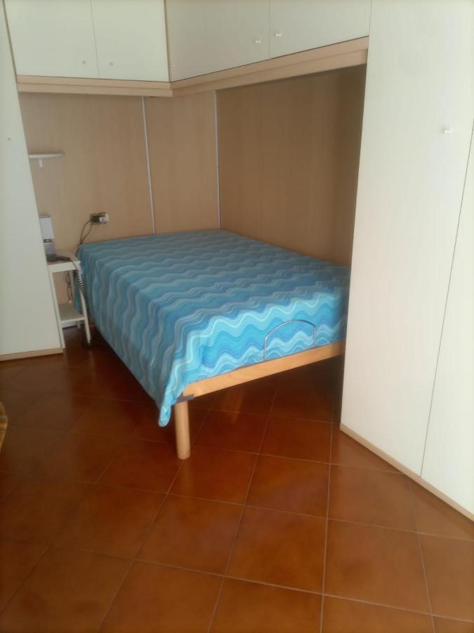 Il Viaggiante Mare 350 M - Quadrilocale - Centro Commerciale - Universita -Porto Costa Crociere E Corsica Ferries Савона Екстер'єр фото